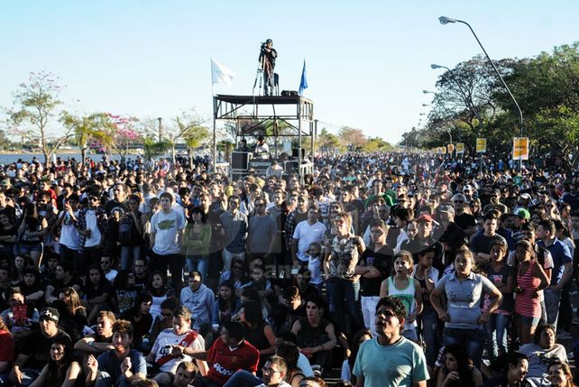 La primavera tuvo su gran fiesta a puro rock en la Costanera