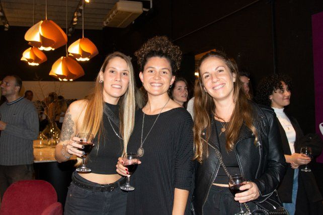 Ilse Tjor, Bárbara D’estefano e Irina Kunich. 