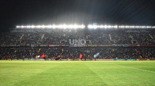 Colón puso en marcha la venta de entradas para recibir al líder Acassuso
