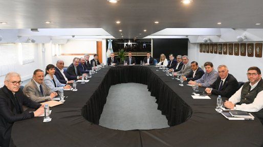 Gobernadores se reunieron con el ministro Sergio Massa