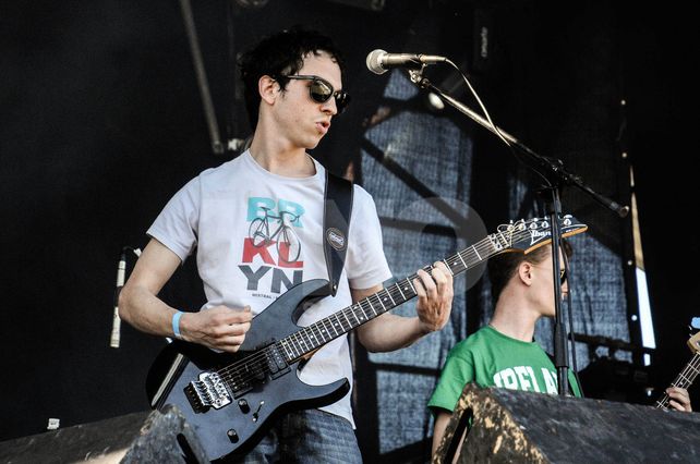 Miles de santafesinos festejan la llegada de la primavera a puro rock en la Costanera