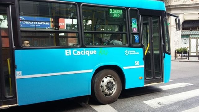 Al ruedo. Uno de los colectivos de El Cacique.&nbsp;