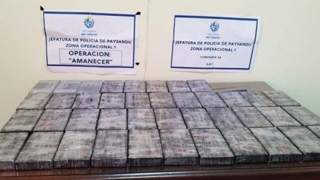 Detuvieron a dos hombres cruzando cocaína desde Colón a Paysandú.