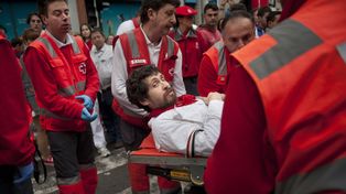 Fue corneado el autor de Cómo sobrevivir a los toros en Pamplona