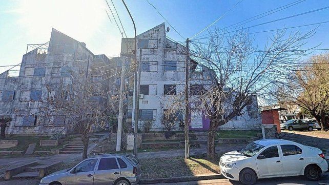 El cuerpo fue encontrado en un departamento de barrio Paraná XIV