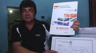 Sivendia presentó un libro