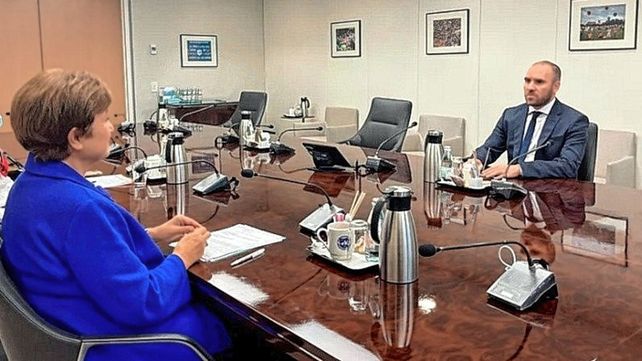 El FMI advierte: La inflación está paralizando la economía argentina