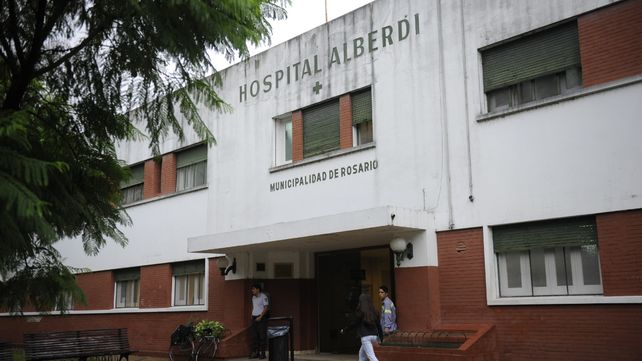 El Hospital Alberdi. La mujer herida en la balacera en Nuevo Alberdi fue derivada a ese nosocomio.&nbsp;