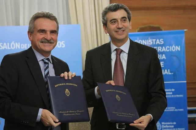 Los ministros firmaron un convenio que demandará una inversión de 972 millones de pesos