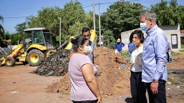 La Municipalidad realiza obras de agua, pavimento y desagües en Villa Hipódromo