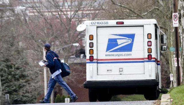 Estados Unidos podría permitir que se envíen armas de fuego por correo