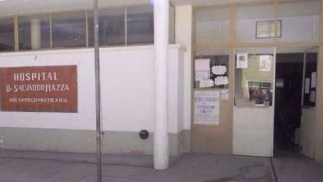 Dejó a sus bebas desnudas y en una bolsa: una murió