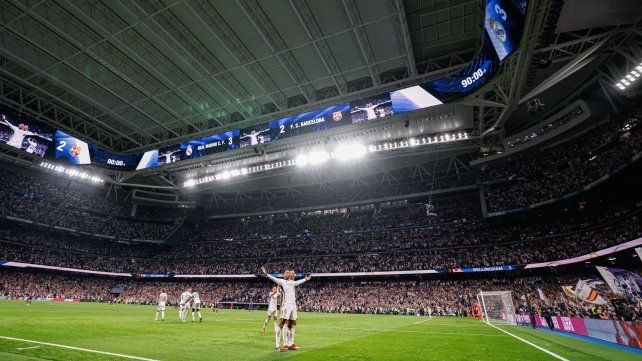 Real Madrid festejó de local.