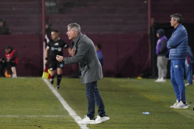 Ariel Holan analizó el triunfo de Central en cancha de Lanús luego de 19 años.