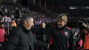 Newells-Lanús, una cita con varios ex en el parque Independencia
