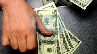 En la ciudad las casas de cambio mantendrán el dólar igual que el viernes