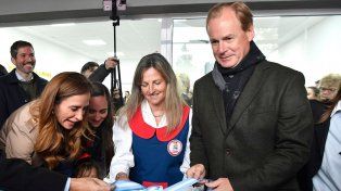 El gobernador Bordet apuntó contra la oposición al inaugurar una escuela técnica, jardines y viviendas&nbsp;
