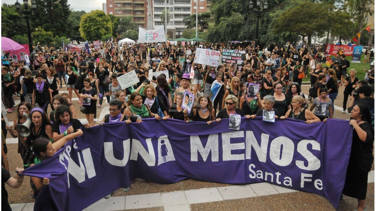 Ante la escalada de violencia de género y femicidios, Ni Una Menos ...