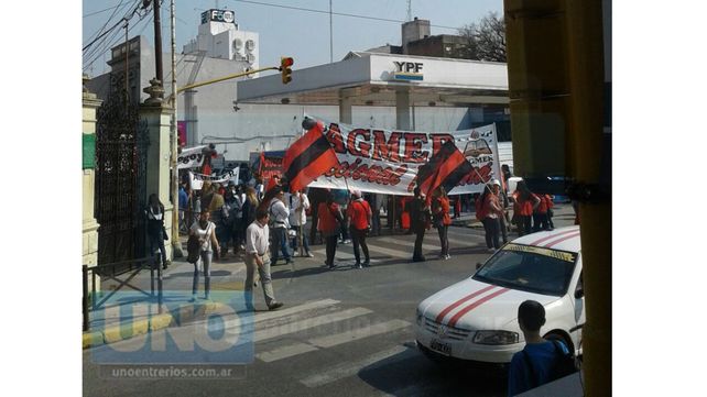 Queremos parar el ajuste, lograr aumento salarial y que se vaya Panozzo
