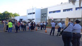 Municipales de Santo Tomé debieron levantar el paro por el despido de 53 trabajadores, porque el Ministerio de Trabajo dictó la conciliación obligatoria