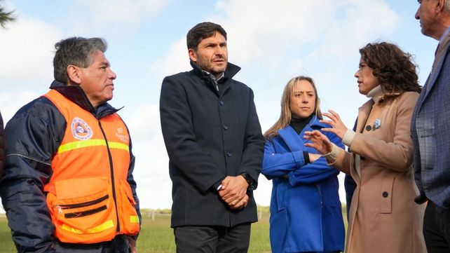 El gobernador recorrió Vera tras el temporal que dejó más de 400 milímetros de lluvia en pocas horas
