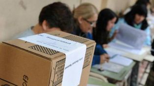 Las elecciones de convencionales constituyentes y de cargos municipales y comunales se realizarán el 13 de abril.&nbsp;