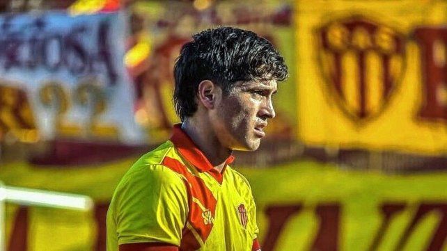 Unión pagaría la cláusula para sumar al defensor central zurdo Renzo Arzamendia.