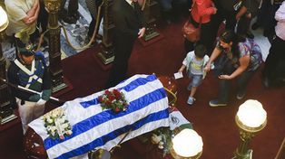 Uruguay despide a Galeano, el narrador aplaudido por América latina