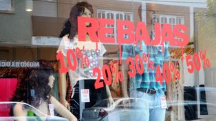 Las ventas de los comercios minoristas cayeron por sexto mes consecutivo