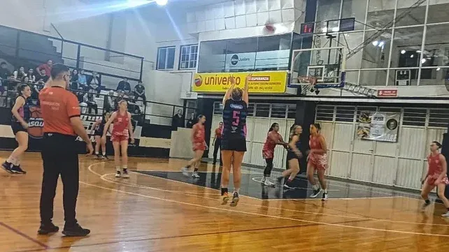 Santa Rosa superó como visitante a Alma Juniors y se conformaron los cruces semifinales del Clausura U21.