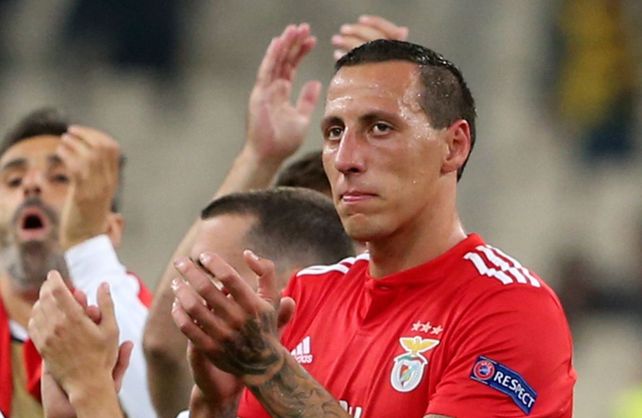 Colón no se da por vencido e insiste por el refuerzo que pretende Lavallén