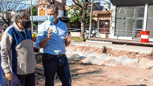 Bahl recorrió bulevar Racedo y destacó el avance de la obra