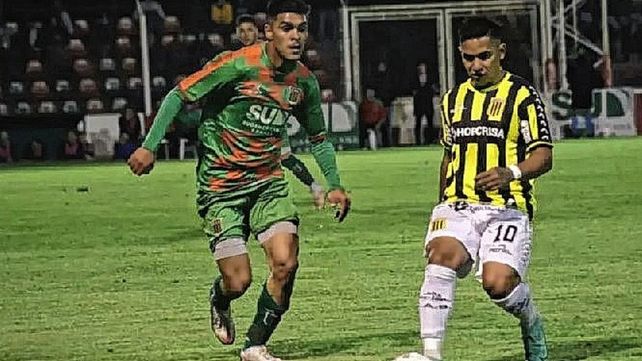 Almirante Brown y Agropecuario definen un lugar en los 16vos de final de la Copa Argentina.