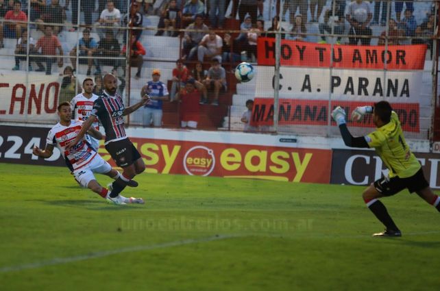El Decano empató con Chacarita y ahora tiene que ganar en Tucumán