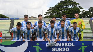 Juan Giménez de Central y Valentino Acuña de Newells fueron titulares en el sub-20 ante Chile.