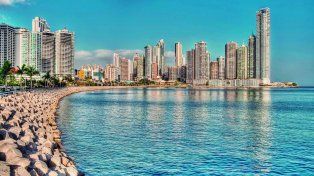 Panamá ofrece extensas playas y naturaleza que se suman a sitios históricos, propuestas culturales y edficios modernos por recorrer.