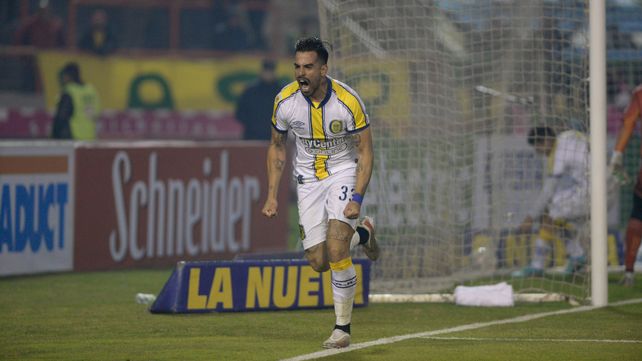 El primer gol de Central en el ciclo Tevez lo anotó Javier Báez, contra Aldosivi.