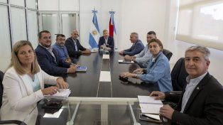 Boleto estudiantil: Rogelio Frigerio se reunió con intendentes del área metropolitana de Paraná