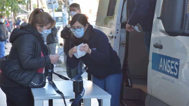 La segunda ola de coronavirus afectó a miles de argentinos