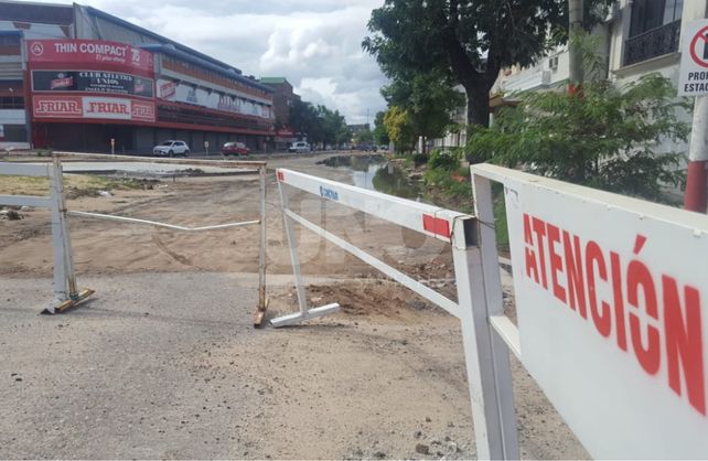 Las obras que comenzaron en julio de 2018 se fueron demorando y hoy se observa de poco a escaso movimiento.
