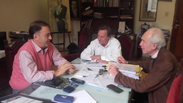 Lacoste visitó a Varisco en su despacho. De la reunión participó el concejal González.