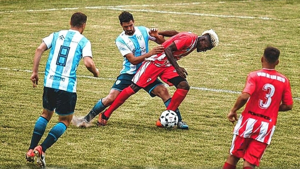 Adelantos en el Torneo de Primera A de la Liga Santafesina
