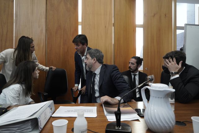 Los fiscales Luis Schiappa Pietra y Matías Edery pidieron prisión perpetua para Esteban Lindor Alvarado.&nbsp;