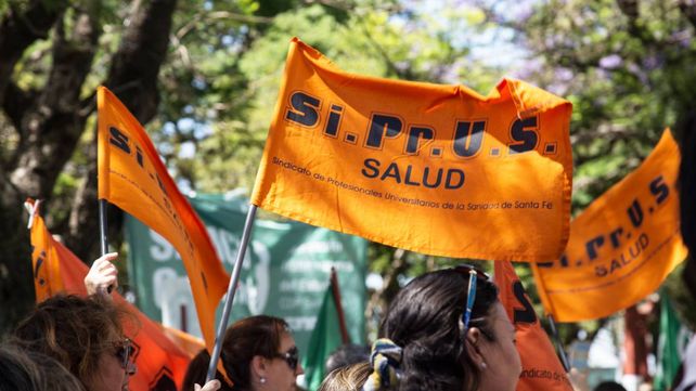 Decisión dividida para los gremios de salud ante la oferta paritaria presentada por Santa Fe