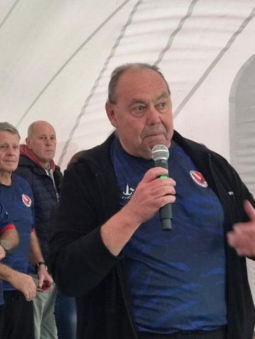 El Club Atlético Estudiantes inauguró su nueva pileta globo