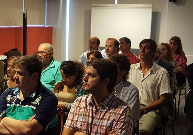 Gaviola se reunió con las cámaras de agencieros de la provincia