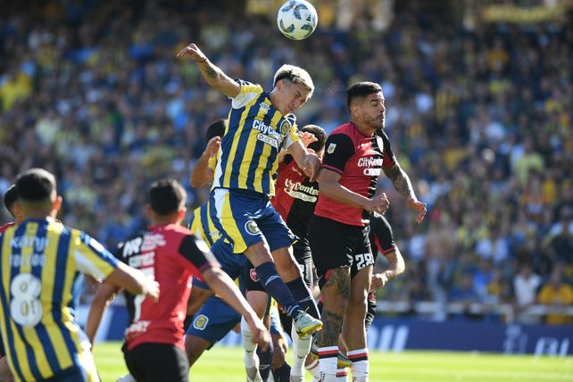 Central lo ganó con un golazo de Malcorra de tiro libre que hizo estallar el Gigante