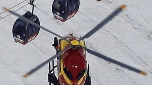 Turistas pasaron una noche atrapados en los teleféricos del Mont Blanc