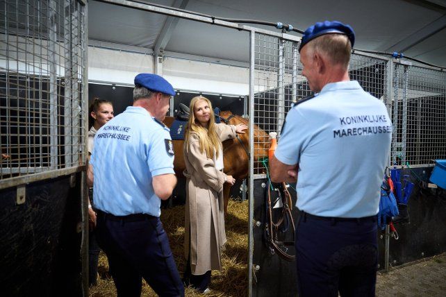 La hija de Máxima Zorreguieta se fracturó un brazo al caer de un caballo
