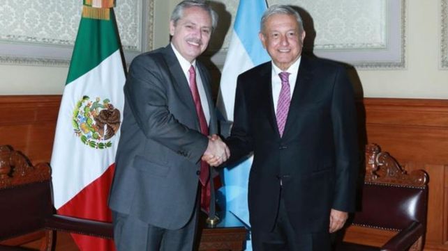 PRESIDENTES. Alberto y López Obrador en noviembre de 2019 en México.